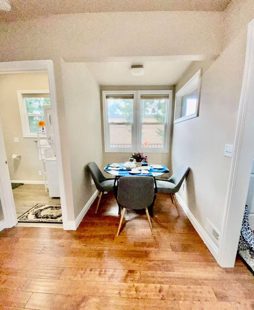Charming Stay in Marvelous Seattle