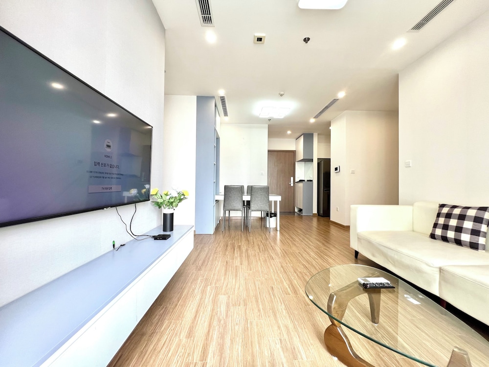 Luxhousing Vinhomes Skylake