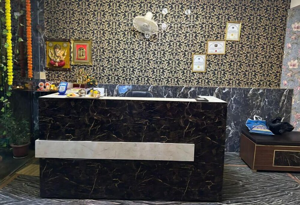 Hotel Lush by Ravindra
