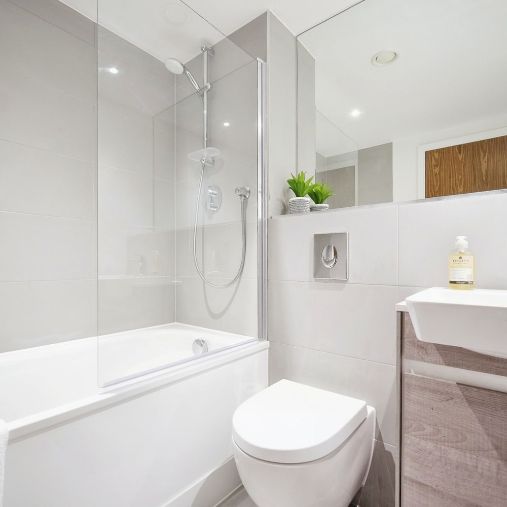 Modern Luxury - Grand Exchange Bracknell