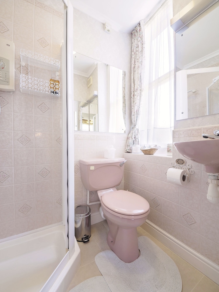 Braemar Guest House