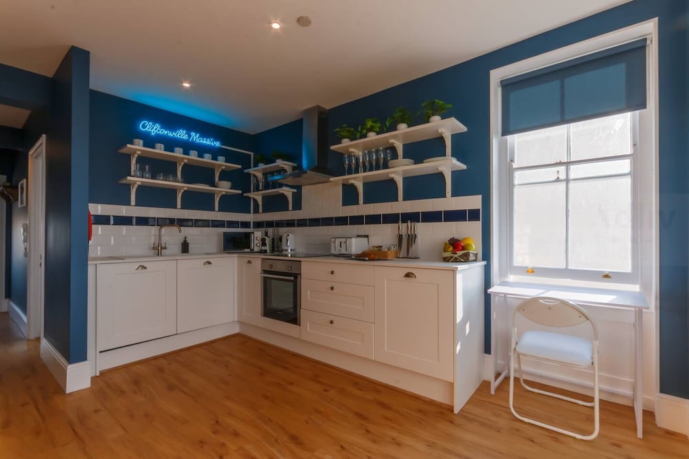 Stunning Sea View Georgian Retreat by Adliv