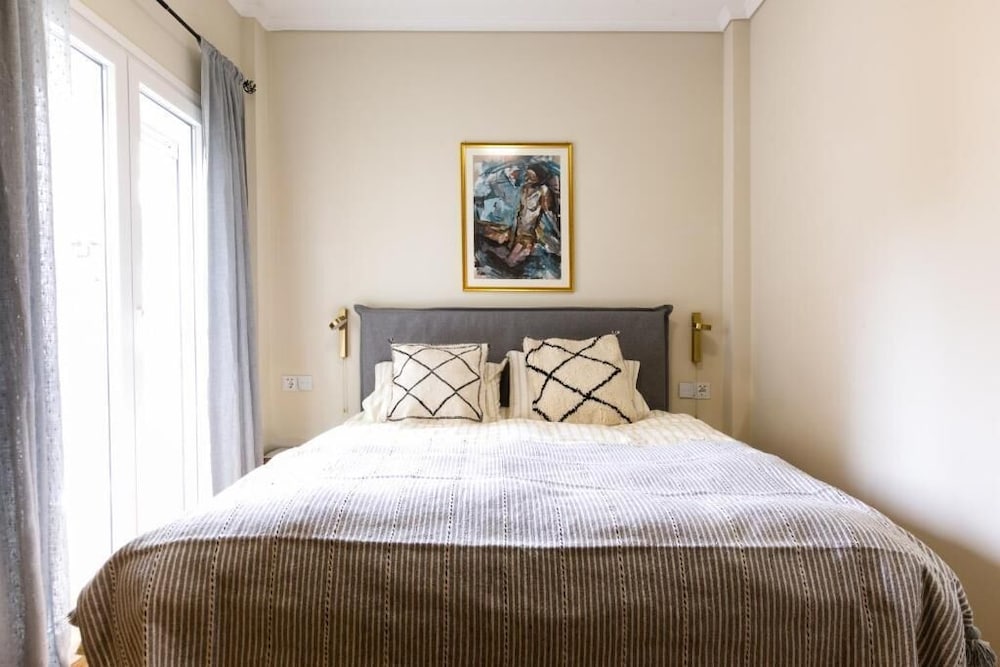 Luxury B by OTOTO