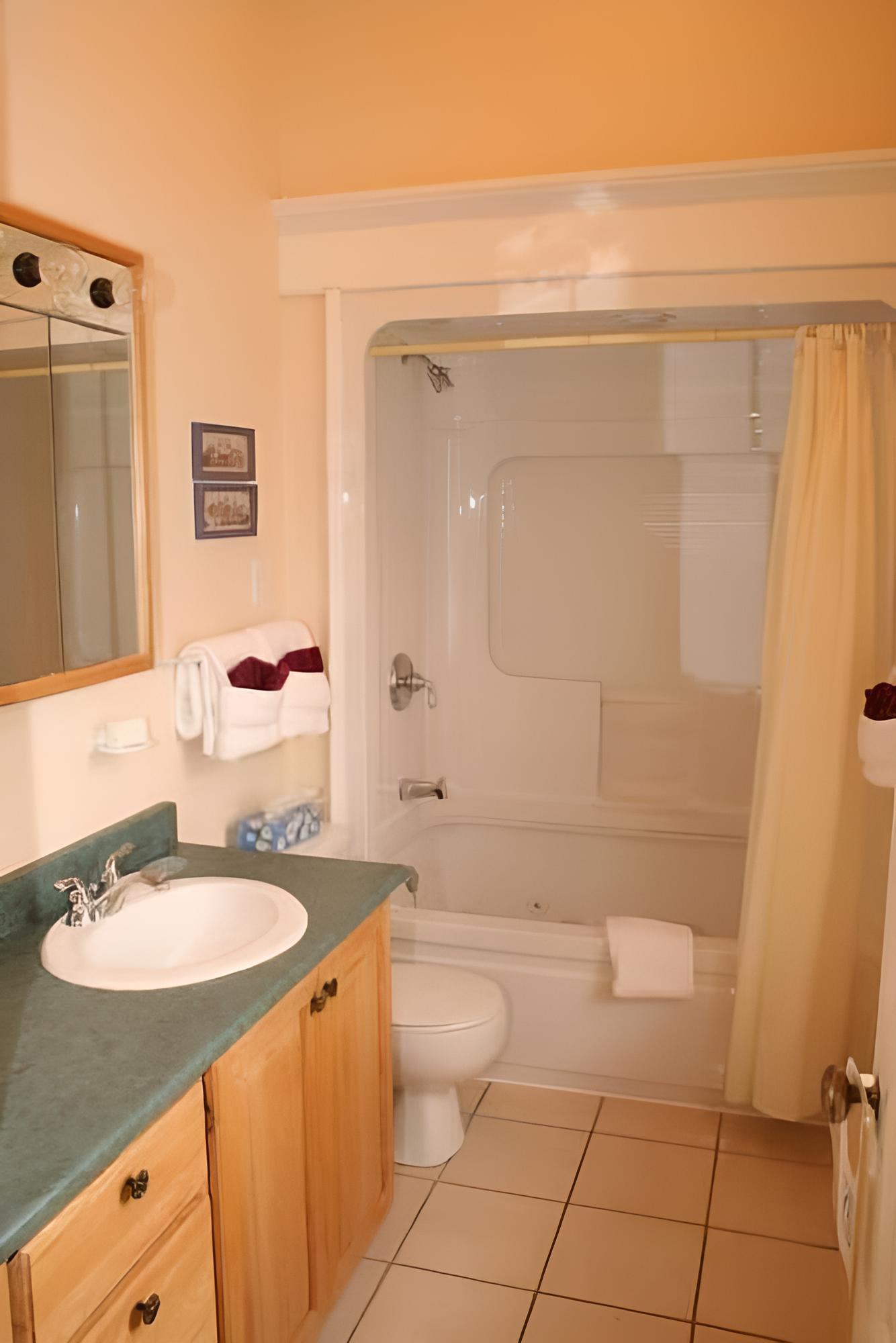 Chipman Hill Suites on Mecklenburg