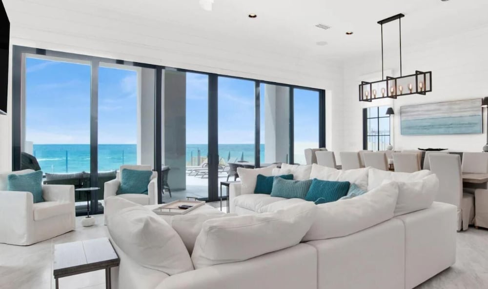 Sea La Vie at Eleanor Beach