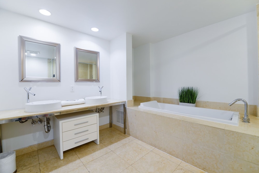 Luxury Condos with Panoramic Views