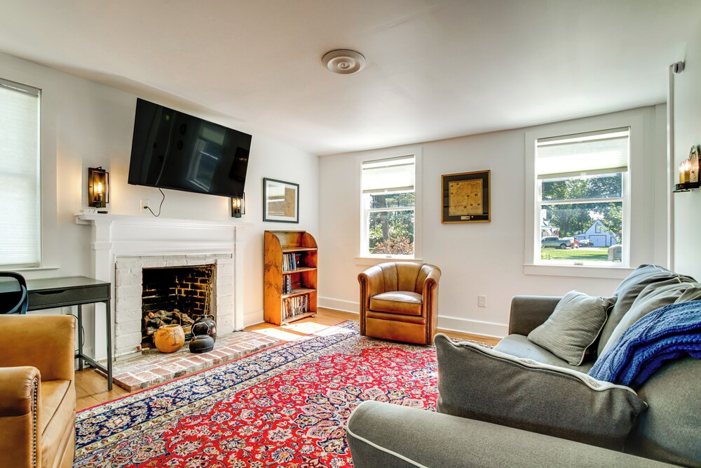 Charming Victorian Farmhouse on Historic Main St