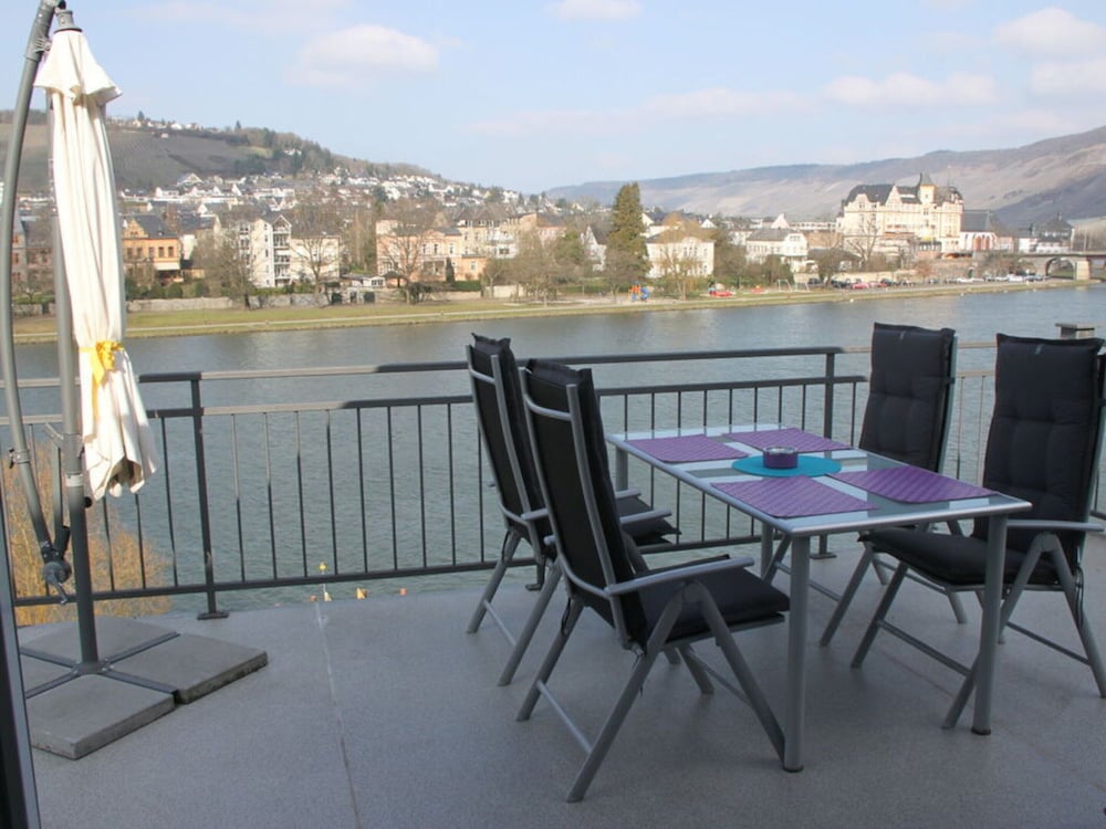 Holiday Apartment 