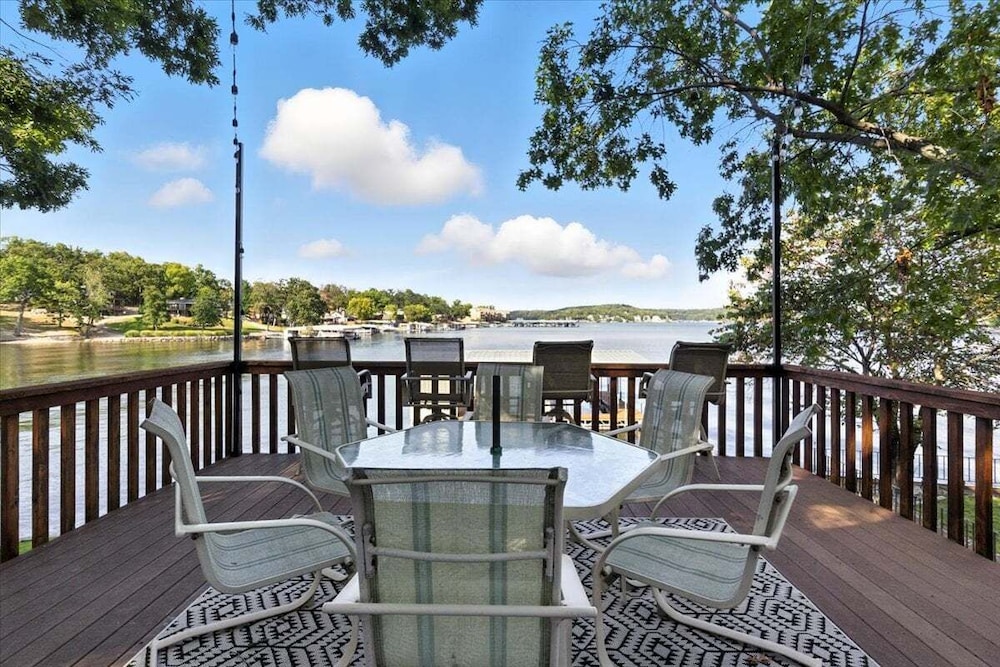 Lakefront Home at the 10mm With Dock Slip & Bar