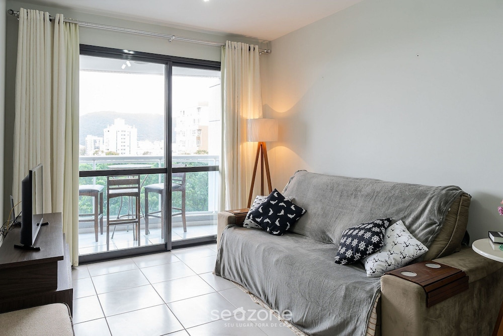 Apt W/balcony and BBQ 500m From the Beach Rml605