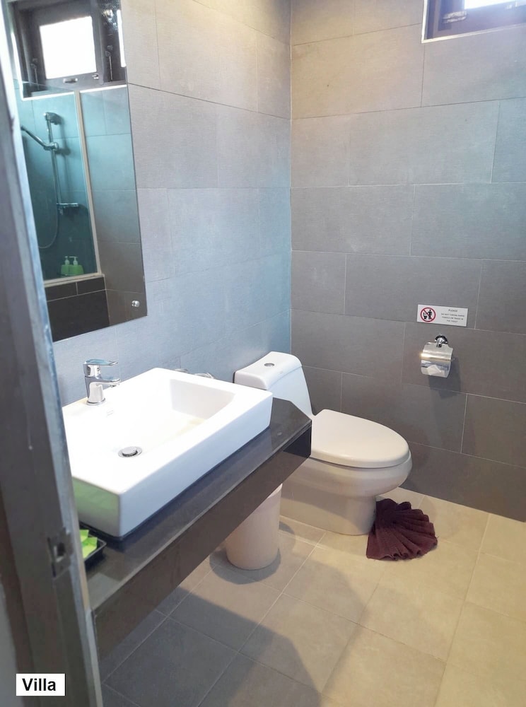 Phangan Bayshore Resort