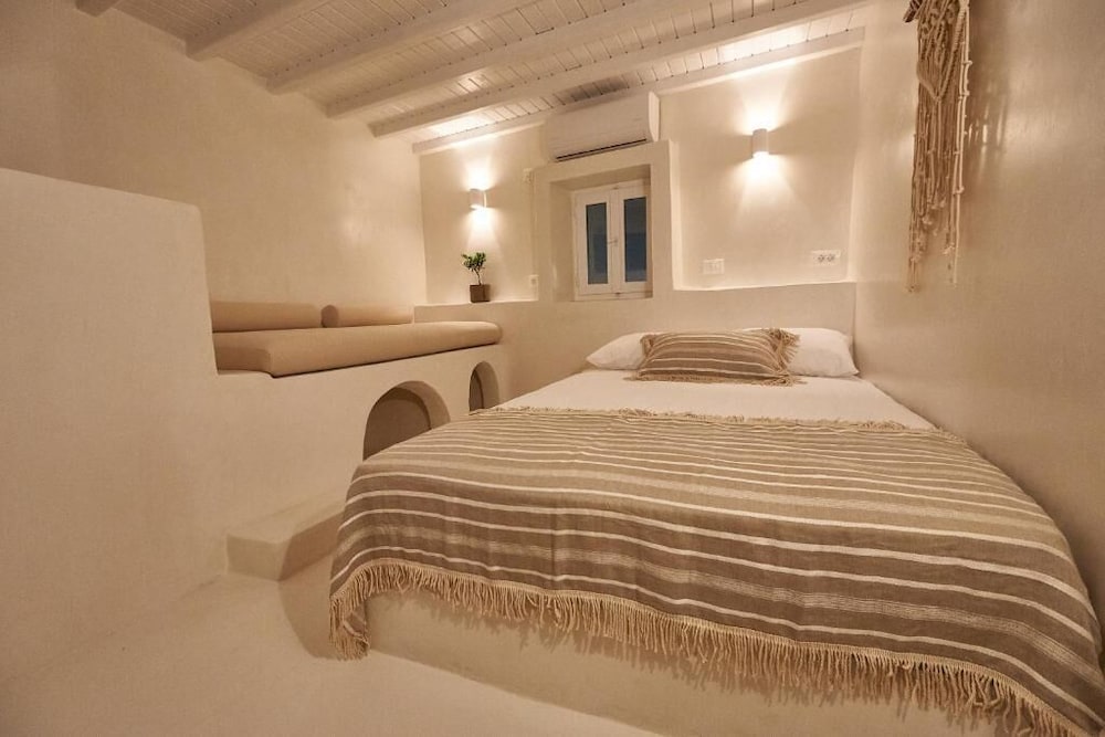 Blanco Rooms Mykonos