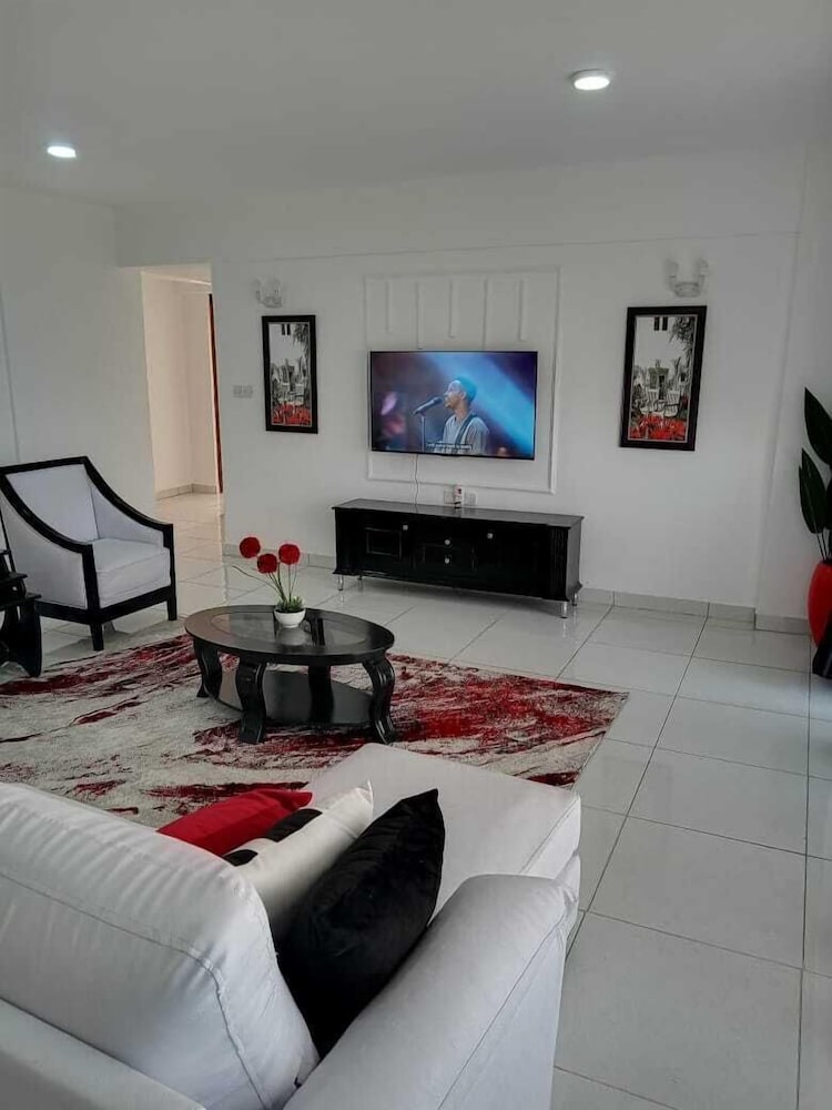 Lux Suites Jumbo Apartments kisumu
