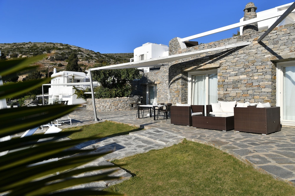 Paros Butterfly Villas view 5