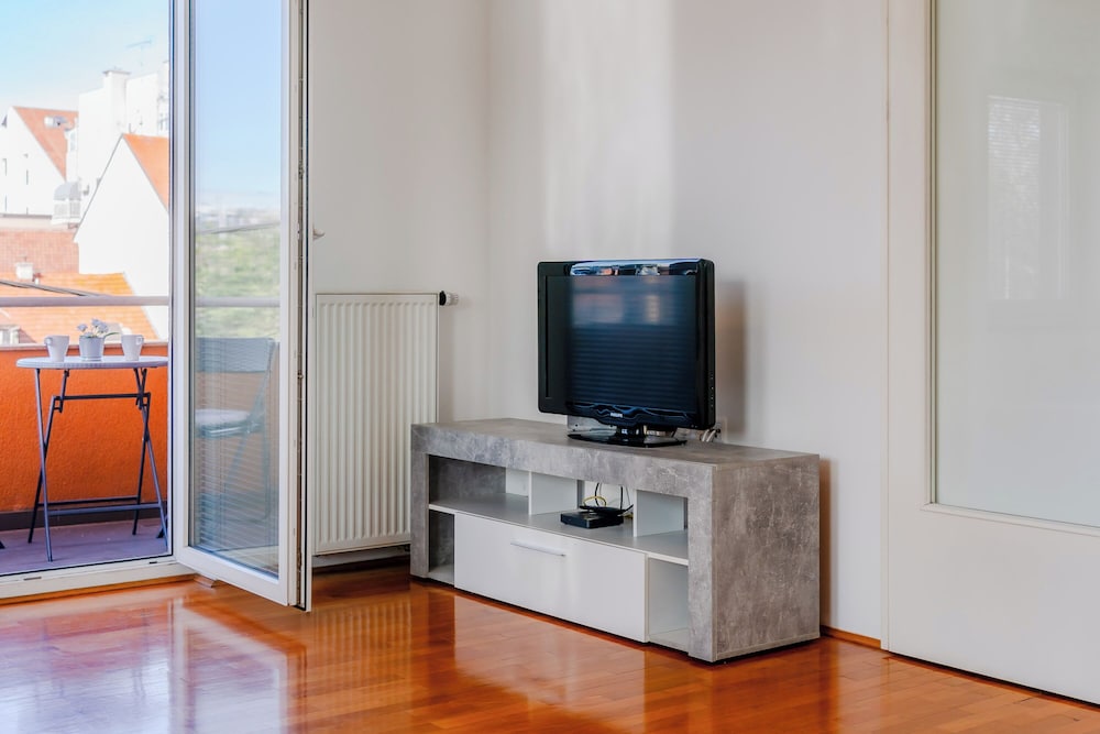 Cherry City Stay Apartment With Parking
