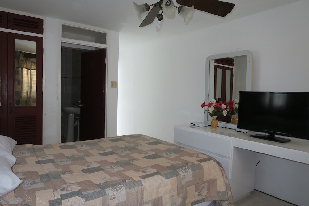 Enchanted Villas and Guest House