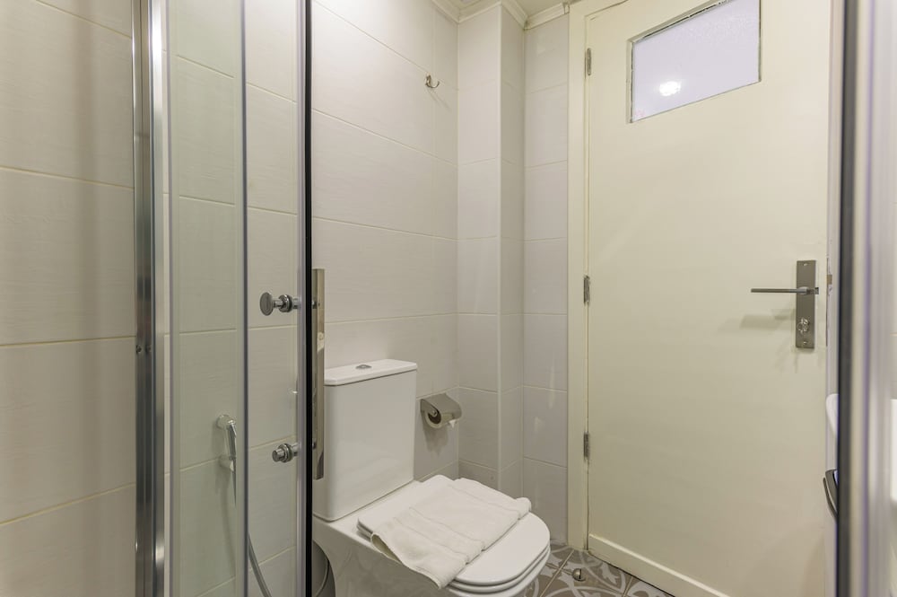 Callista 2-BR Apartment in Gemmayze