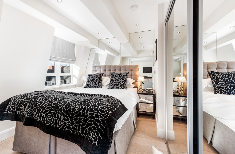 Nell Gwynn House Apartments