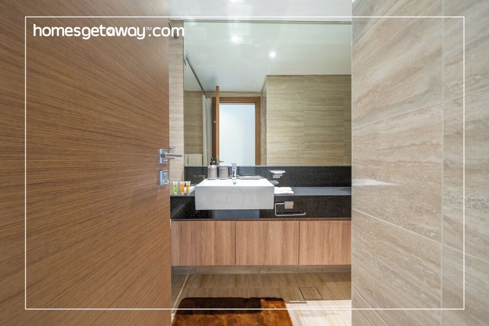 Sleek and Stylish 1BR Fully Furnished Apt