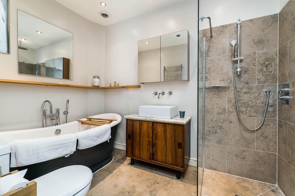 Stunning 3BD Flat With Garden in Shoreditch Zone 1
