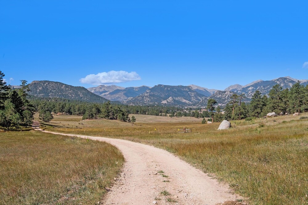 Historical Crocker Ranch - Coach House #22-zone3270 4 Bedroom Home by RedAwning