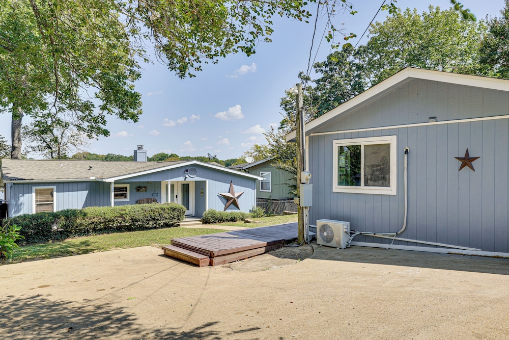 Lakefront Escape w/ Game Room & Dock in Mabank!