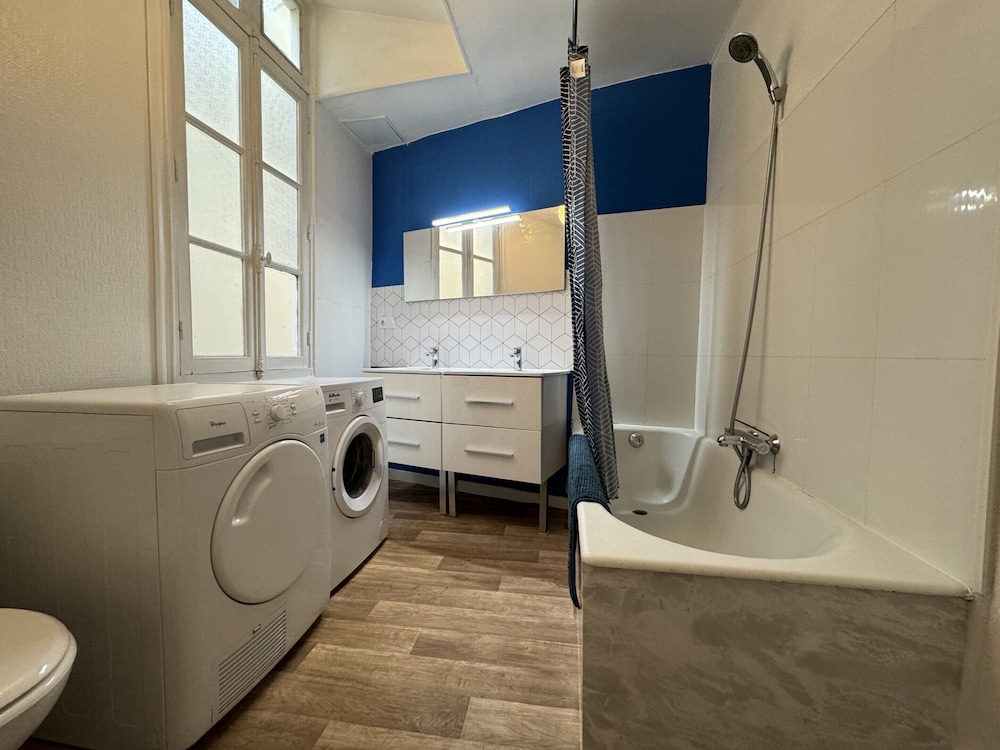 Villa in Le Mans Near Plantagenet City