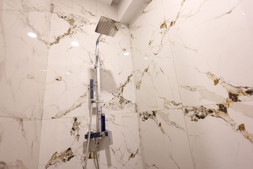 Grandstay Urban Two in Durr s