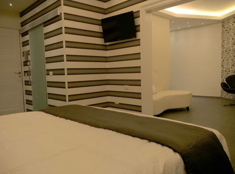Mina Accomodation
