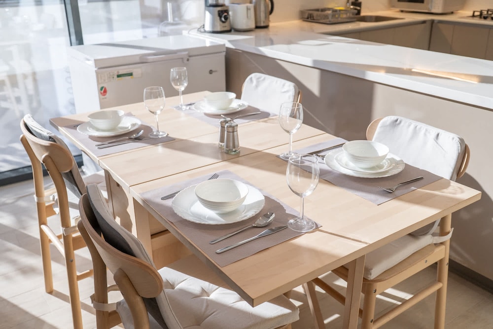 Indulging 1 Bedroom in Azizi Riviera 6