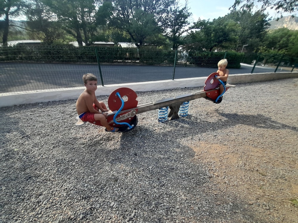 Photo 44