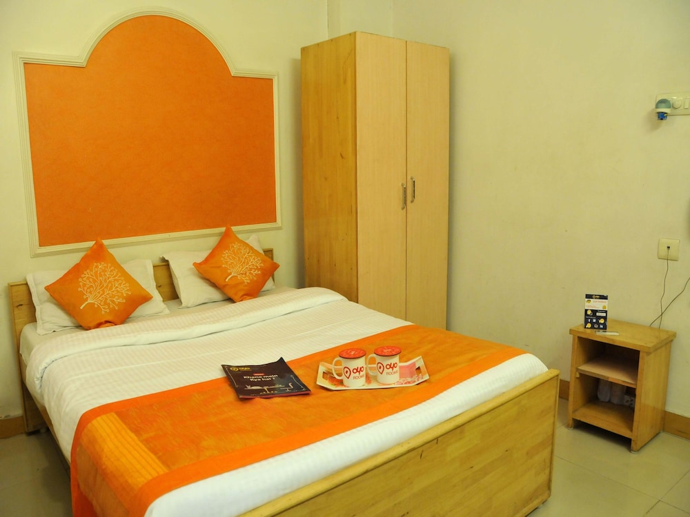 OYO 3061 Hotel De Pintu - Property Image 2