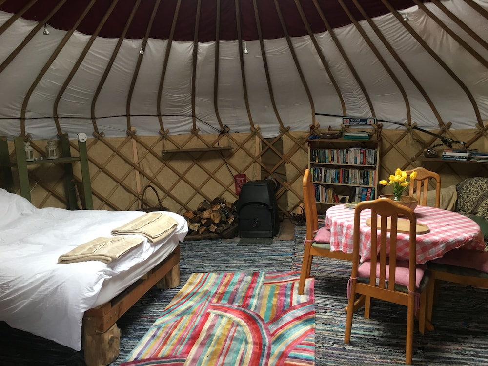 Yurt Luxury & Bathouse, photo 29