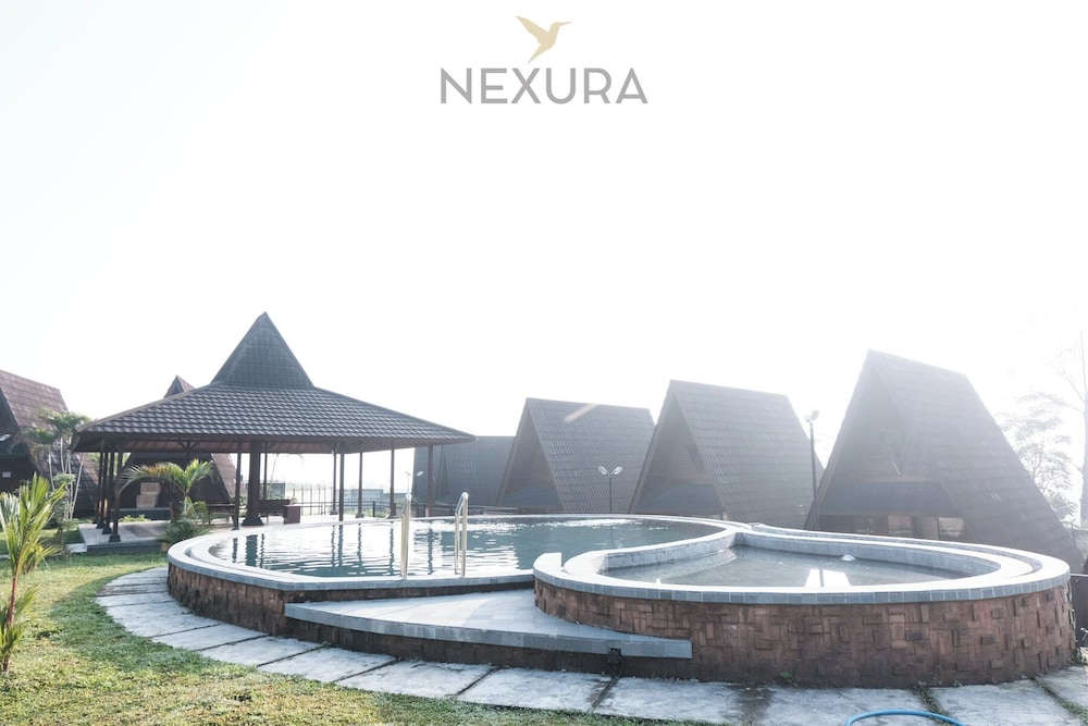 Jambu Klutuk Resort