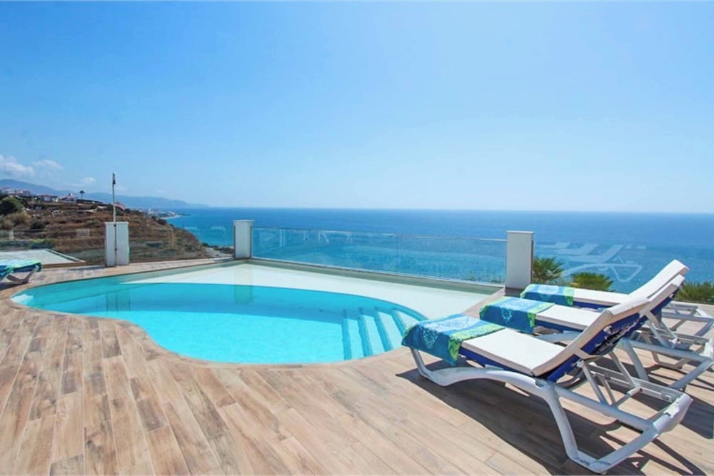 Villa Jaz