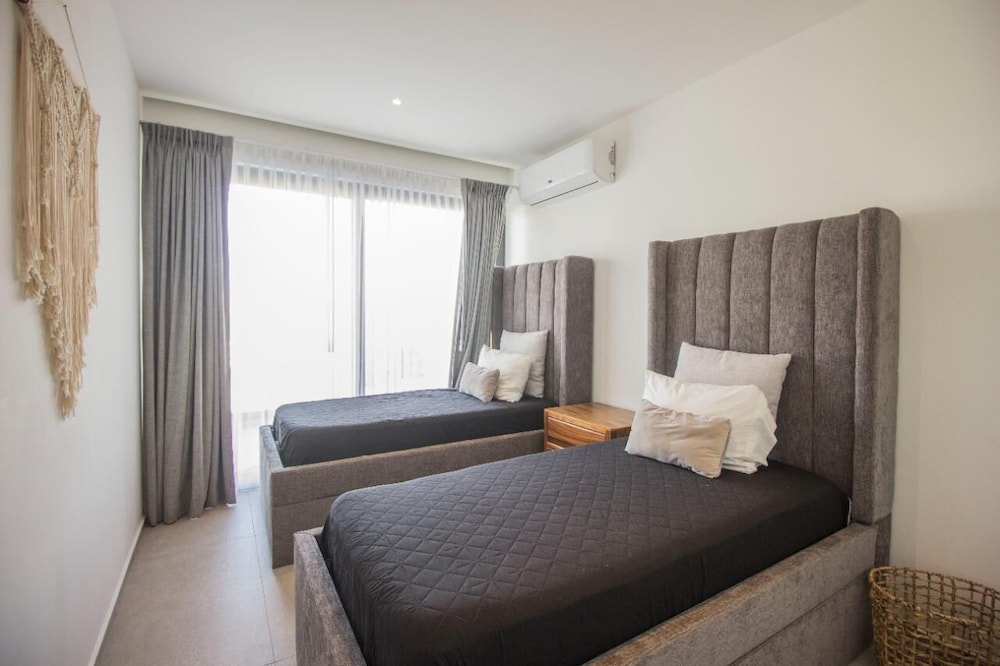Aria Ocean Condominios