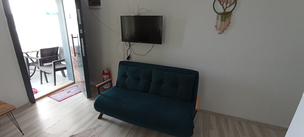 Photo 51