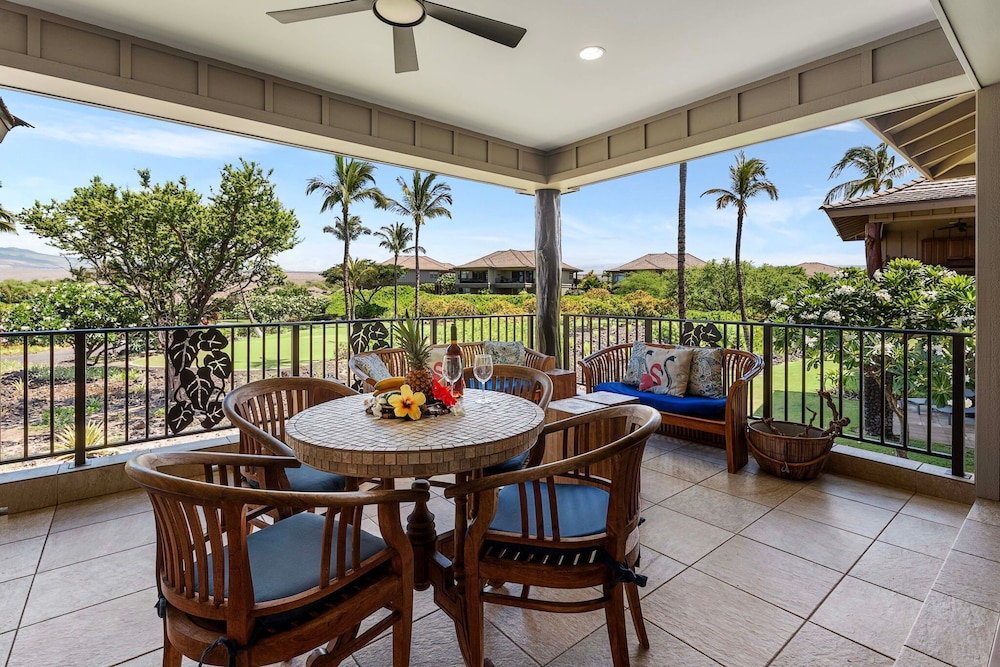 Private Beach Access Includes Concierge Outdoor Spacious Lanai!