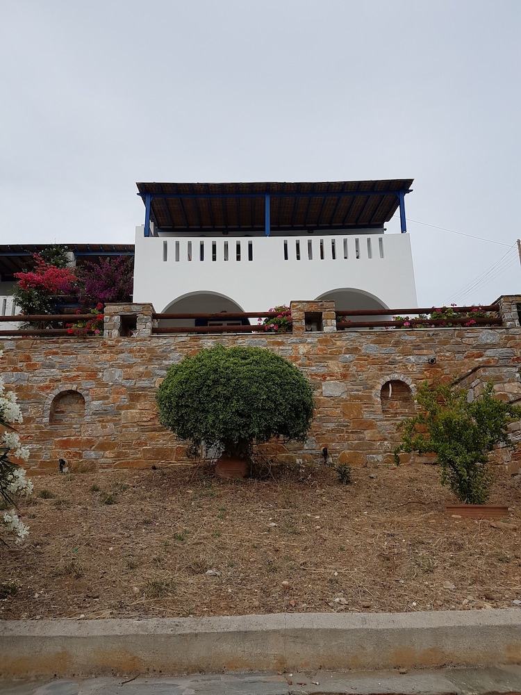 Villa Maniati Studios casa de huéspedes Andros