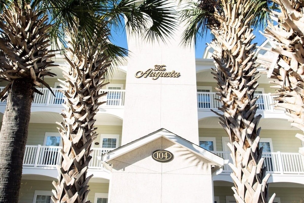 World Tour 104-306a 3 Bedroom Condo