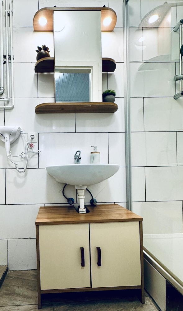 Beautiful Studio Apt Near Rathausplatz