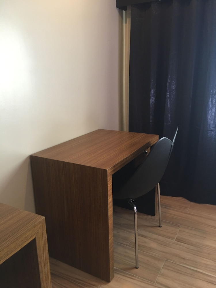 Robinland Residences - Hostel