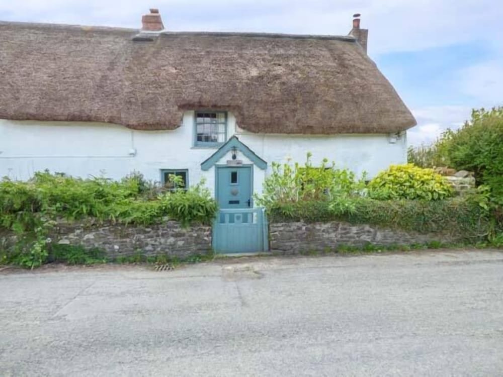 Bude Vacations - Bee Hive Cottage - Property Image 1