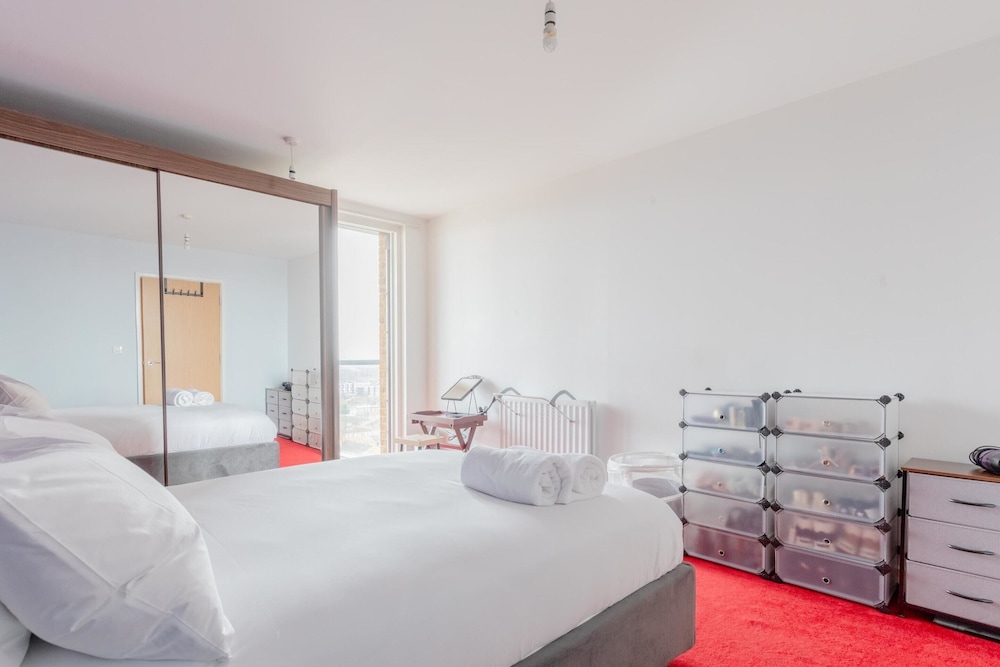 Quirky 1BD Flat W/gym & City Views Dalston!
