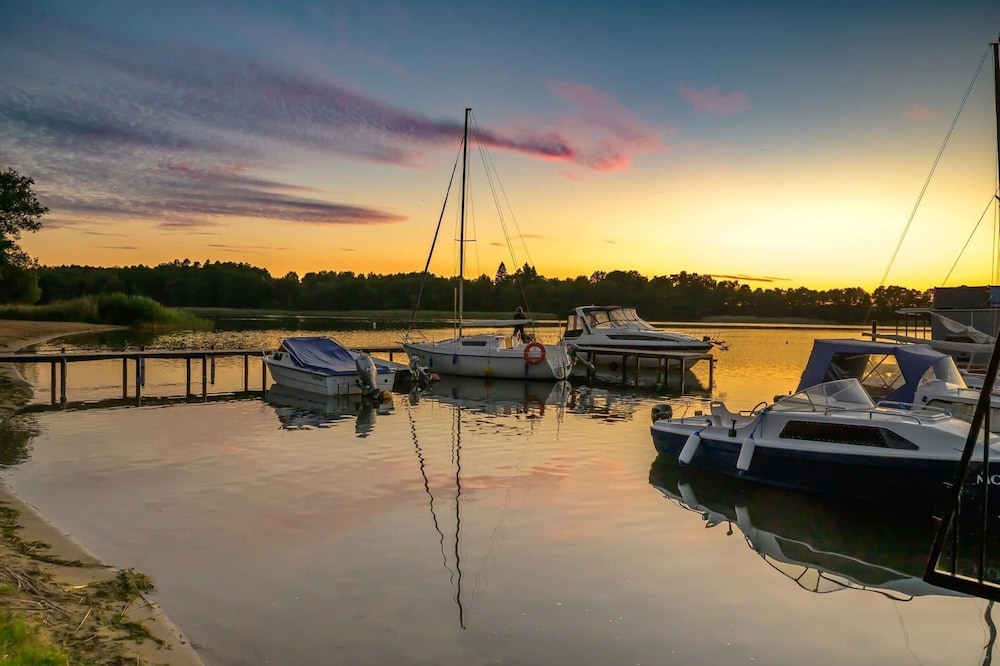 Single-storey Holiday Homes, Swimming Pool
