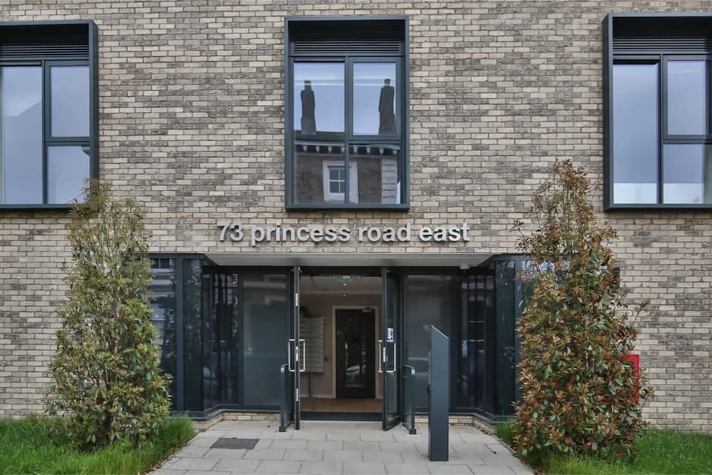 Student Only 73 Princess Road East