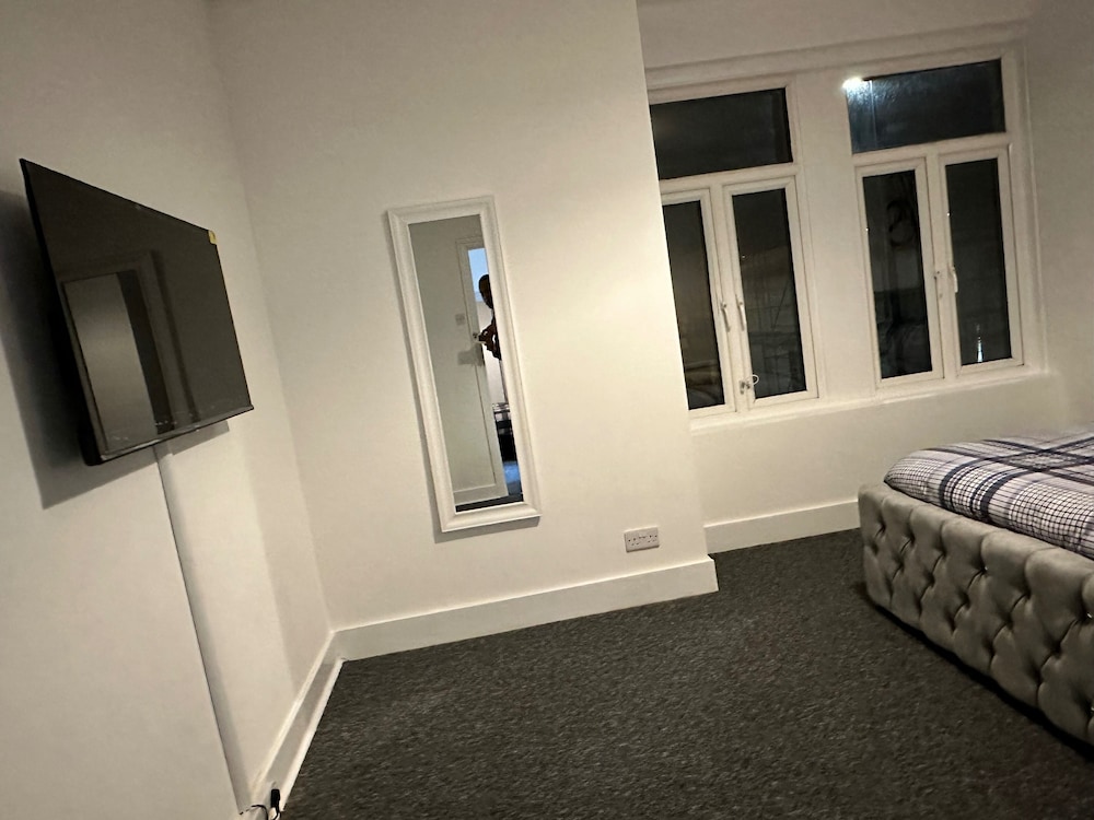 London Dream House - 3 Bedrooms