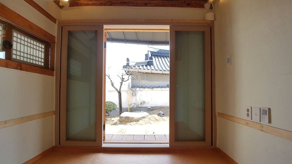 Ohnewwall Guesthouse