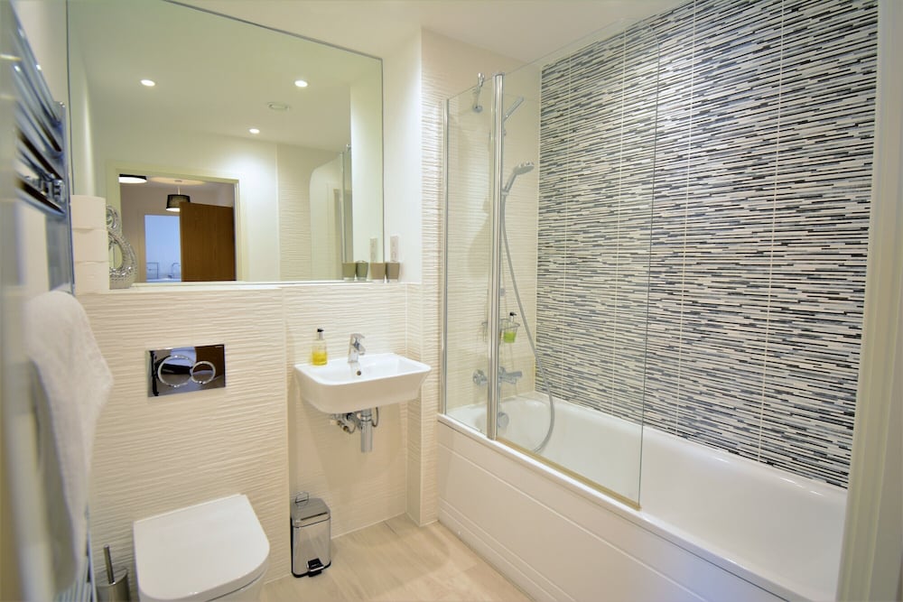 Kennet House Superior Serviced Apartment