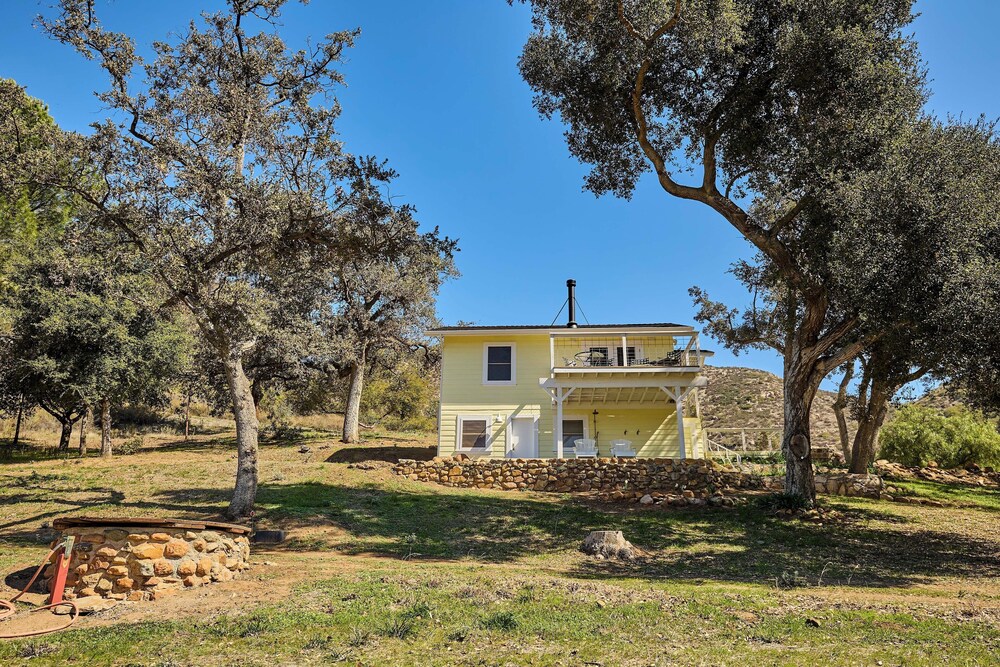 320 Acres: Farmhouse in East County San Diego